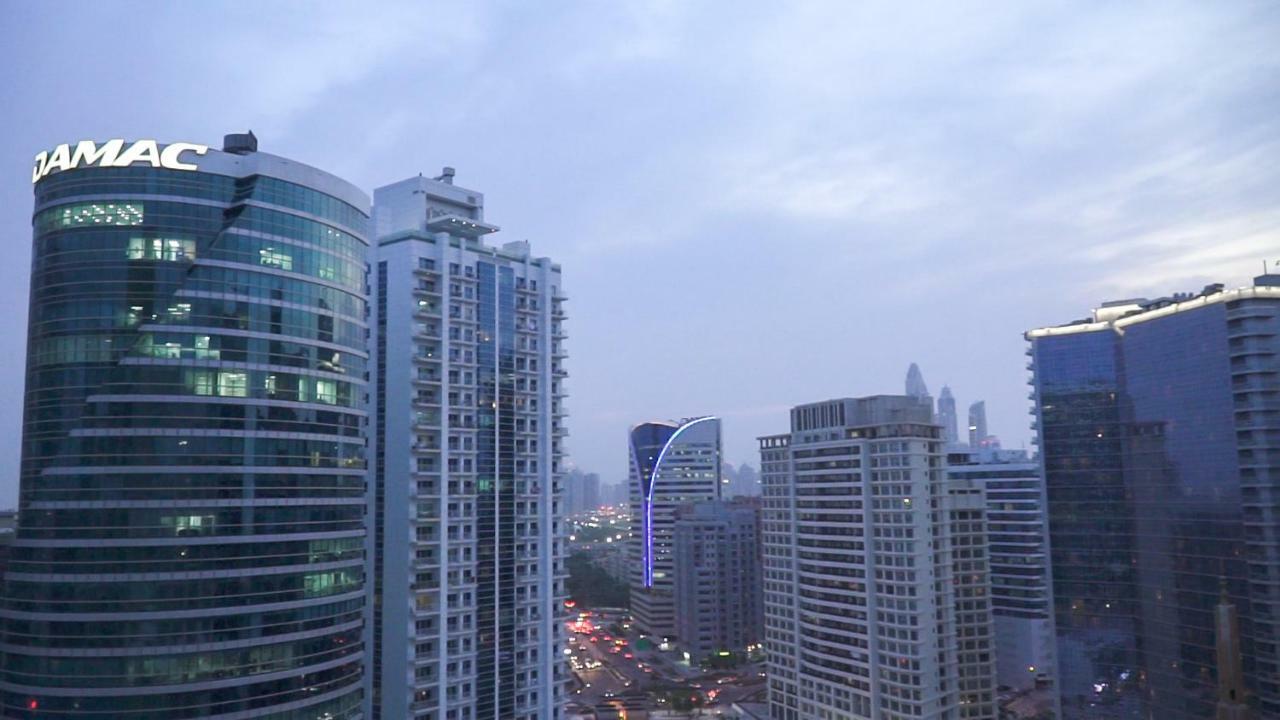 Back Packer Top 10 Dubai Exteriör bild
